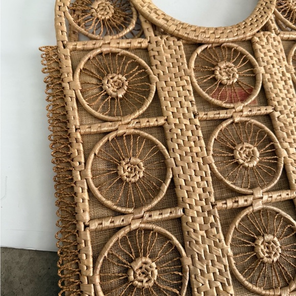 Vintage 70s Woven Wicker Rattan Straw Coastal Tote Bag Boho Hippie Floral - Picture 8 of 8